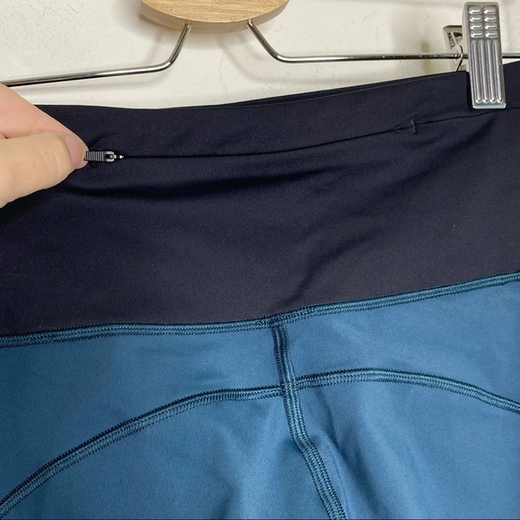 Lululemon Run The Day Crop Submarine / Black - Picture 5 of 9